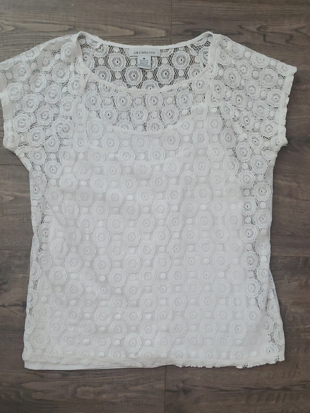 Liz Claiborne White Crochet Lace Short Sleeve Top
